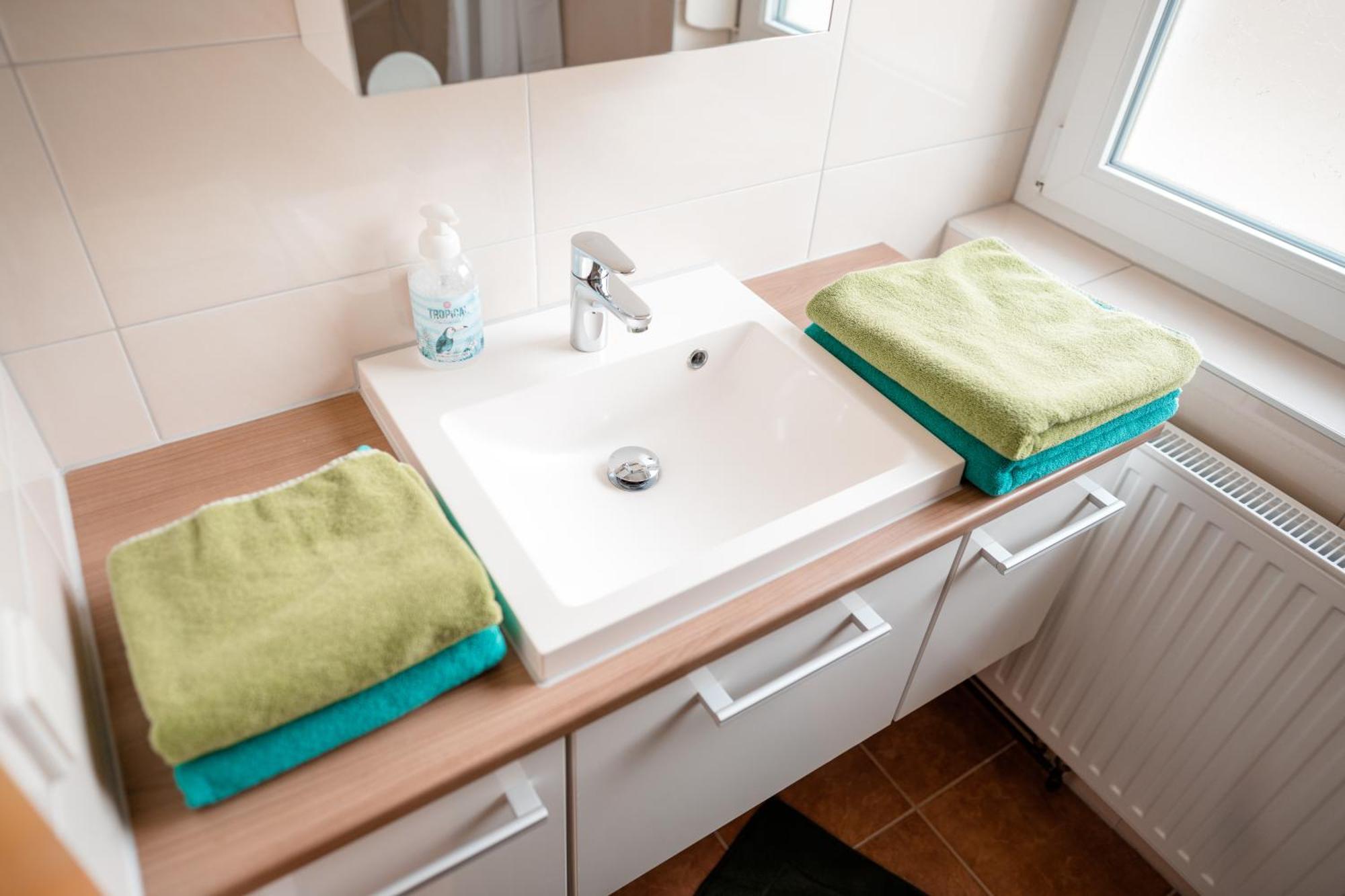 Urlaub Fuer Mensch Und Tier - Appartements Pirkhof Portschach am Worthersee Bagian luar foto