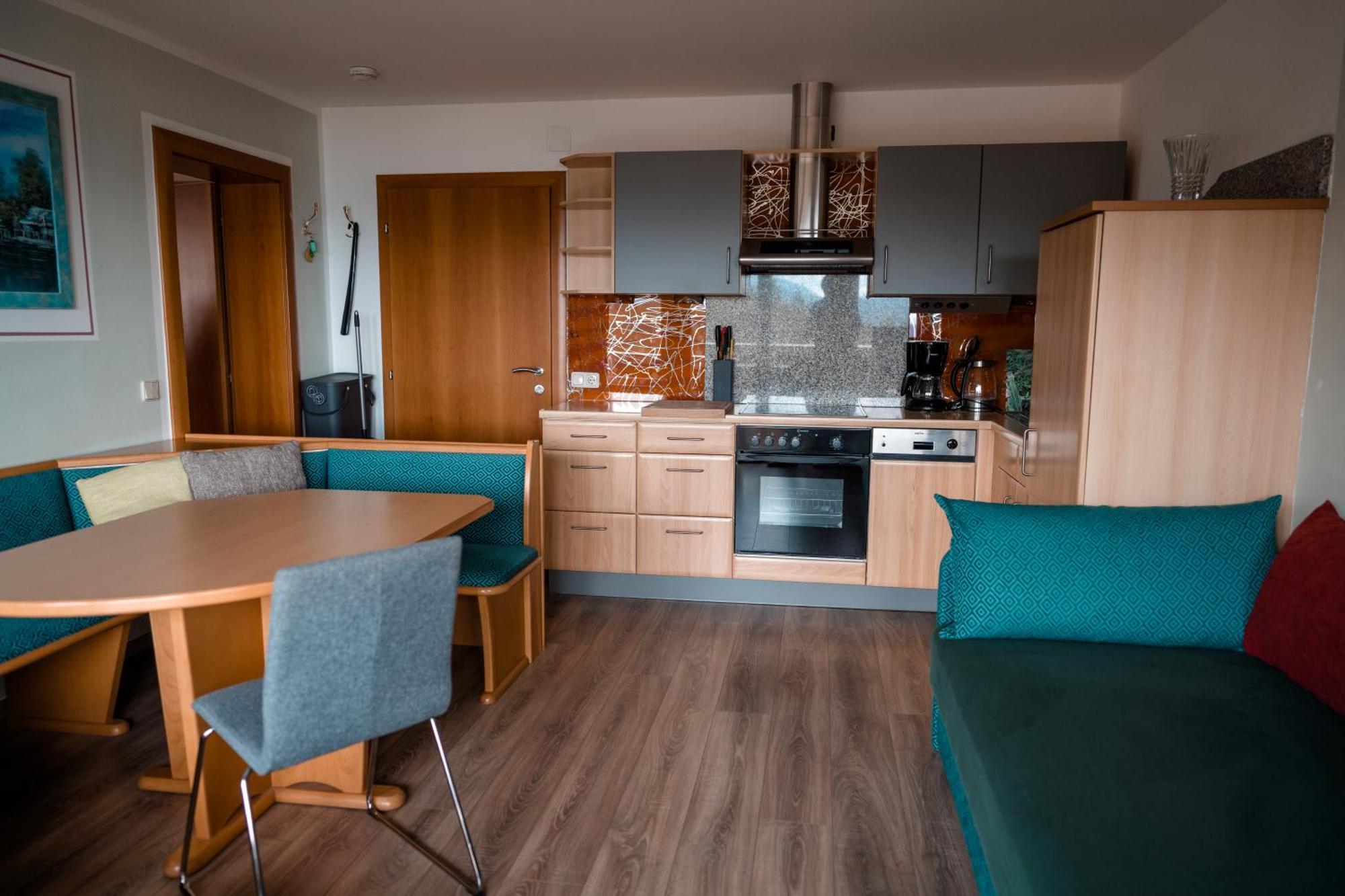 Urlaub Fuer Mensch Und Tier - Appartements Pirkhof Portschach am Worthersee Bagian luar foto