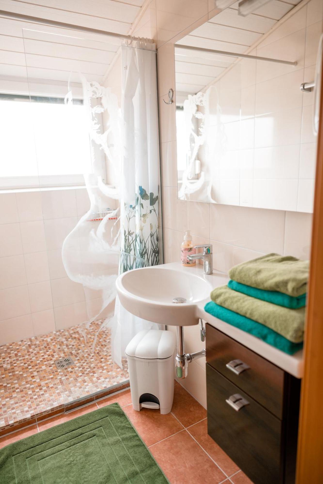 Urlaub Fuer Mensch Und Tier - Appartements Pirkhof Portschach am Worthersee Bagian luar foto